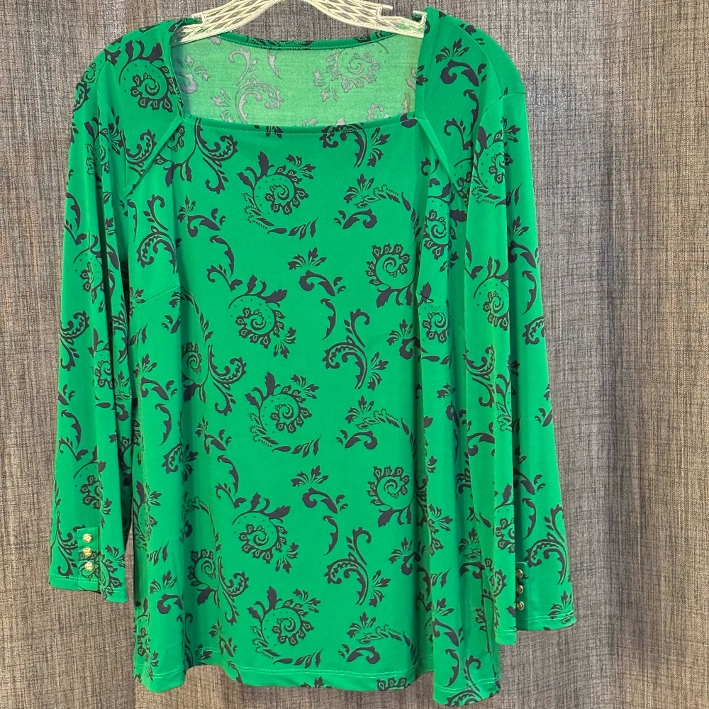 Liz Claiborne Green Women's Silky 3/4 Sleeve Top Blouse Square Neck SZ 1X?